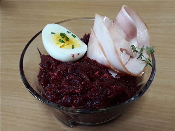 Cvikla so šunkou