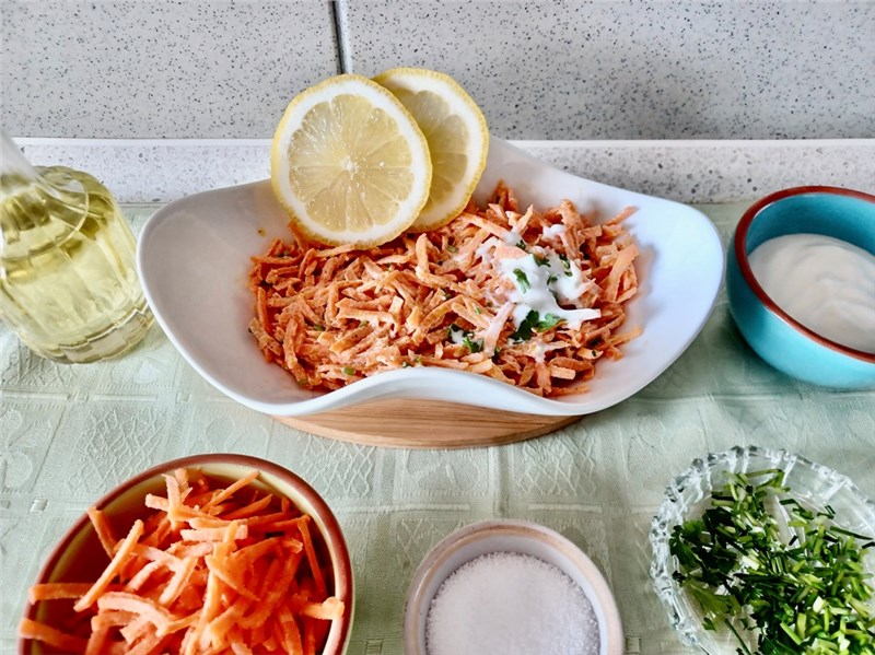 mrkvovy salat recept