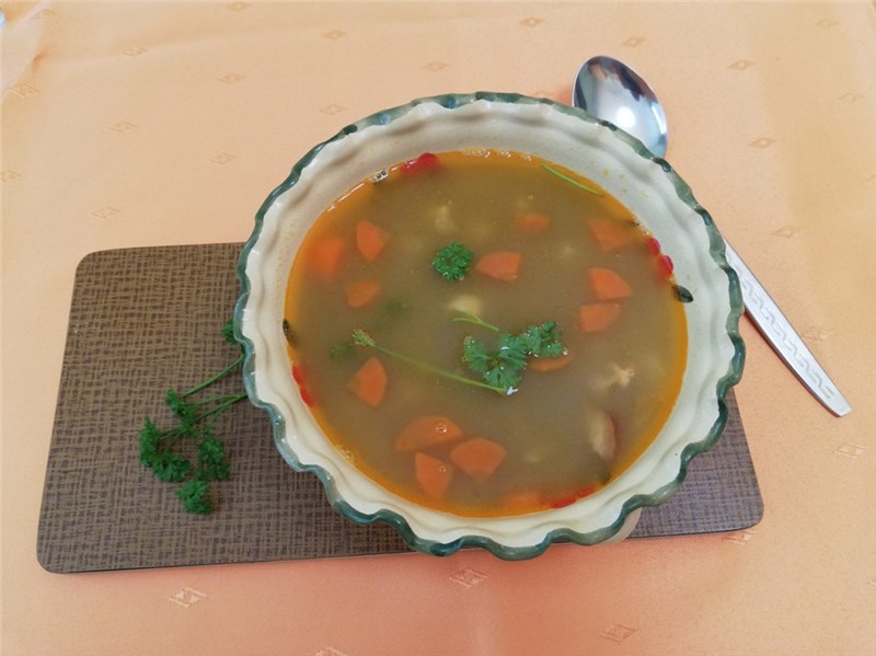 čočková polévka