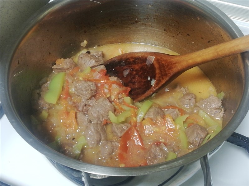 ragu recept