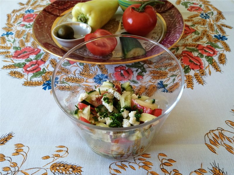 sopsky salat recept
