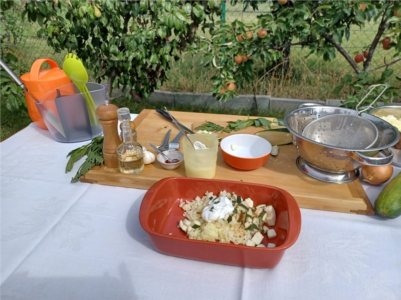 salat s cuketou