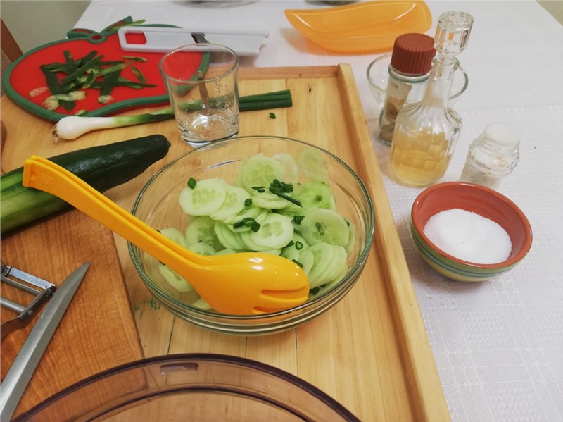 uhorkovy salat recepty